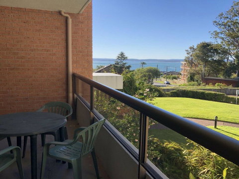 15 'The Commodore' 9-11 Donald Street - Great Unit Only A Short Walk To CBD - Tweed Heads Accommodation 2