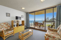15 Beachpark Apartments