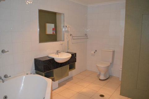 18 Lakeview Plaza - Tweed Heads Accommodation 3