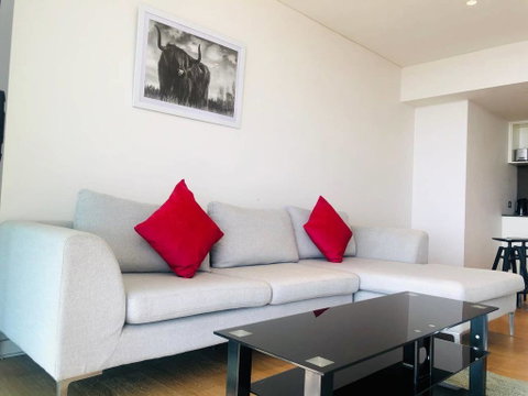 1Bed 1Study Apt With City View &NEW YEAR Firework - Tweed Heads Accommodation 3