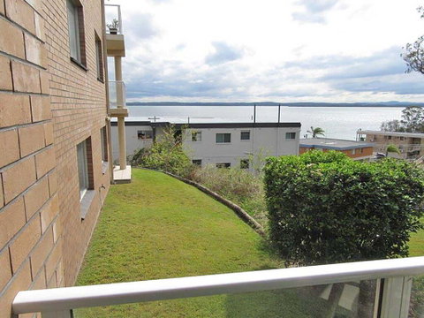2 'Highpoint' 4 Magnus Street - Two Bedroom Unit Close To Nelson Bay CBD - Tweed Heads Accommodation 1