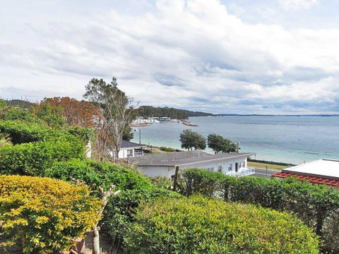2 'Highpoint' 4 Magnus Street - Two Bedroom Unit Close To Nelson Bay CBD - Tweed Heads Accommodation 2