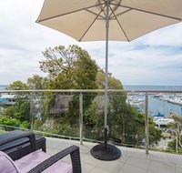 2 'Paradiso' 4 Laman Street - beautiful unit with stunning water views  pool - Tweed Heads Accommodation