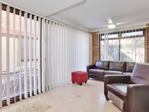 2 'Plattens' 15 Kurrawa Close - Great Duplex So Close To The Water - Tweed Heads Accommodation 1