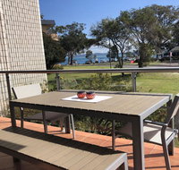 2 'Villa Ellisa' 8-10 Columbia Cl - Beautiful water views  directly across to Little Beach - Tweed Heads Accommodation