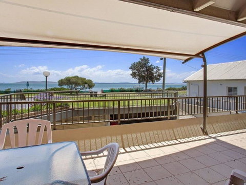 2 'Yachtsman Rest', 37 Victoria Parade - Foxtel, Aircon, Waterviews - Tweed Heads Accommodation 0