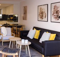 2 Bdrm Apt in Annandale with Courtyard  Parking - Tweed Heads Accommodation
