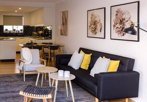 2 Bdrm Apt In Annandale With Courtyard & Parking - Tweed Heads Accommodation 0