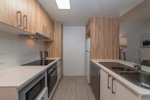 2 Bedroom Apartment Seconds From Valley - Tweed Heads Accommodation 1