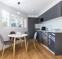 2 BEDROOM BRAND NEW APT // MOMENTS FROM RNSH - Tweed Heads Accommodation