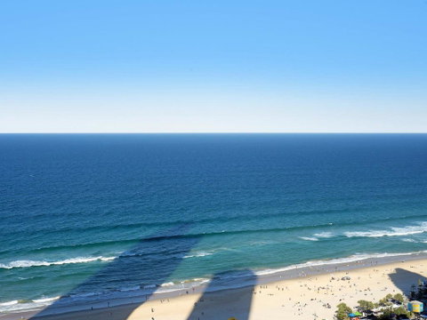 2 Bedroom Ocean View 27 Floors Above H-Residences - Tweed Heads Accommodation 3