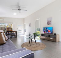 2 Bedroom w/Parking Near Central Cessnock - Tweed Heads Accommodation