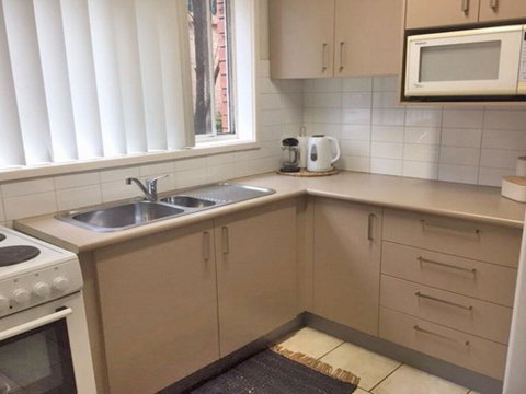 2/10 Catalina Close - Walk To Shoal Bay Beach - Tweed Heads Accommodation 2