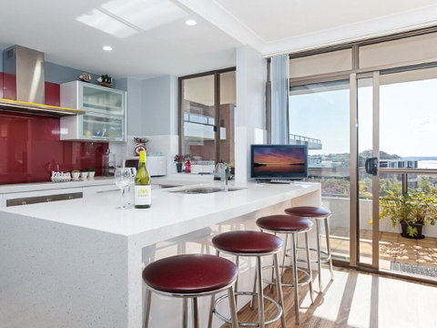 23 'The Commodore' 9-11 Donald Street - Delightful Unit With Gorgeous Water Views - Tweed Heads Accommodation 3