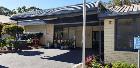 CATALINA Lake-front RETREAT - Tweed Heads Accommodation 0