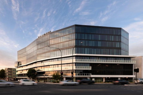 Crowne Plaza Adelaide Mawson Lakes, An IHG Hotel - Tweed Heads Accommodation 0