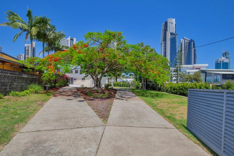 29 Stanhill Drive - Tweed Heads Accommodation 2