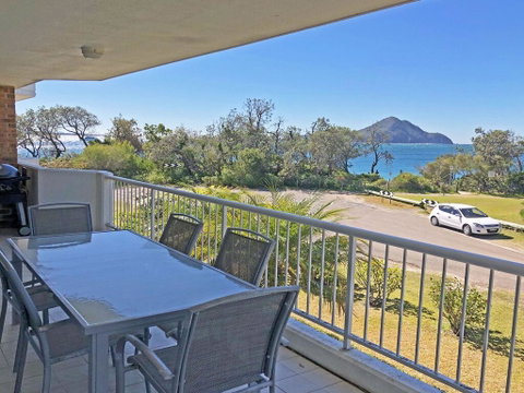 3 'Albacore', 12 Ondine Close - Waterfront, Pool, Lift & Views - Tweed Heads Accommodation 3