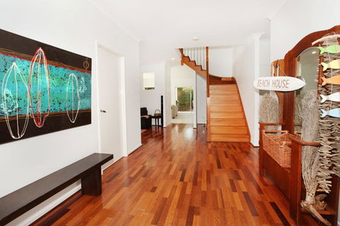 3 Bauhinia Crescent Marcoola - PET FRIENDLY, LINEN SUPPLIED, 500 BOND - Tweed Heads Accommodation 2