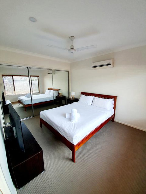 3 Bedroom Central Home - Tweed Heads Accommodation 3