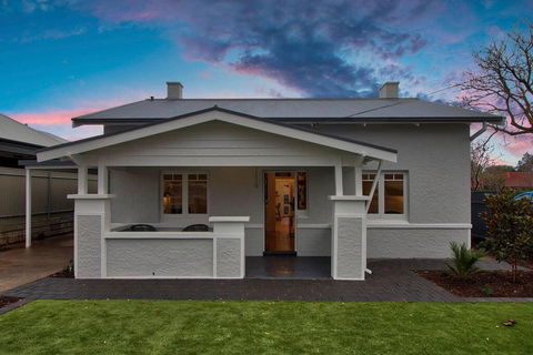 3BR Cottage With Parking Close To Adelaide CBD - Tweed Heads Accommodation 2