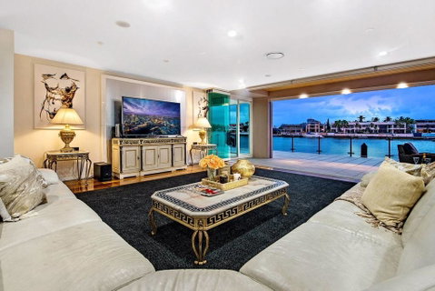 4.5 Million Dollar Surfers Paradise Dream Mansion - Tweed Heads Accommodation 0