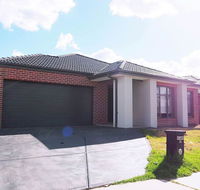 5 Bed 2 Bath big house - Tweed Heads Accommodation