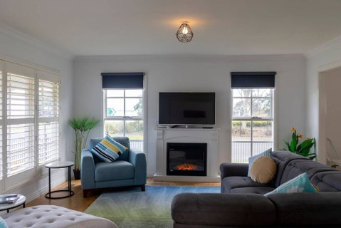 5 Bedroom Close To Beach And Moorpanyal Park - Tweed Heads Accommodation 0