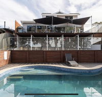 5 bedroom with POOL and Studio Vues Relaxantes - Tweed Heads Accommodation