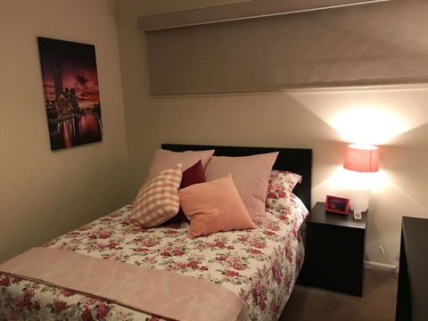 5 Star Room With Own Bathroom - Singles, Couples, Families Or Executives - Tweed Heads Accommodation 0