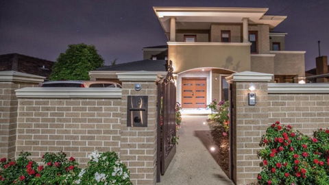 5 Star Room With Own Bathroom - Singles, Couples, Families Or Executives - Tweed Heads Accommodation 1