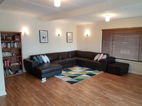 53 Honeysuckle Grove - Tweed Heads Accommodation 1