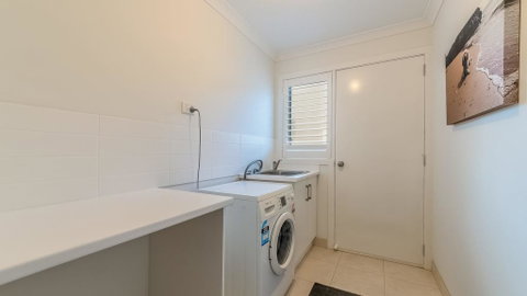 7 Graydens Road, Ventnor With Spectacular Views - Tweed Heads Accommodation 2