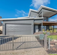 7 Graydens Road Ventnor with Spectacular views - Tweed Heads Accommodation