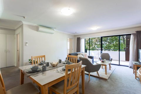 A Comfy 2BR Home, Top Location, FREE Parking - Tweed Heads Accommodation 2