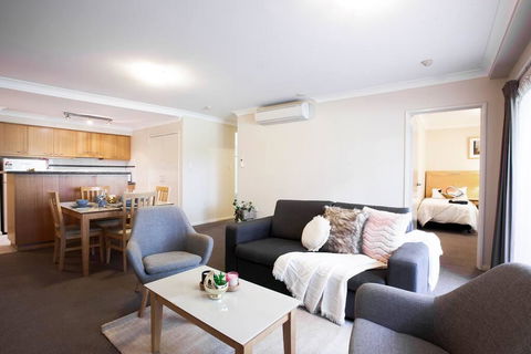 A Comfy 2BR Home, Top Location, FREE Parking - Tweed Heads Accommodation 1