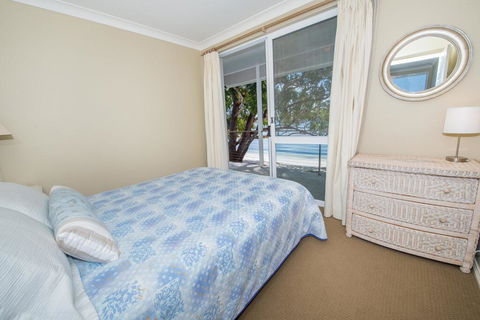 A Foreshore - Salamander Bay - Tweed Heads Accommodation 1