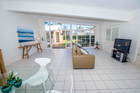 A Foreshore - Salamander Bay - Tweed Heads Accommodation 3