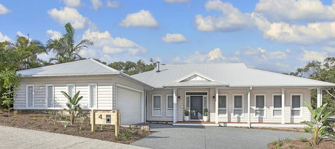 A Home Like Few Others - Tweed Heads Accommodation 0