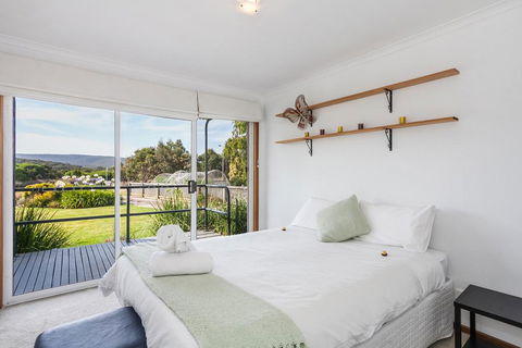 A River Bed Cottage - Tweed Heads Accommodation 0