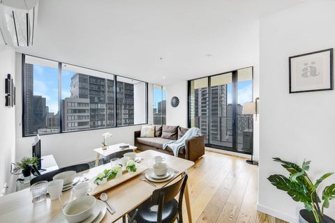A Stylish 2BR CBD Apt With Beautiful City Views - Tweed Heads Accommodation 0