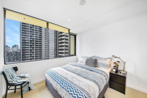 A Stylish 2BR CBD Apt With Beautiful City Views - Tweed Heads Accommodation 3