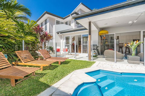 A SWEET ESCAPE - Serenity On Sallywattle - Tweed Heads Accommodation 0