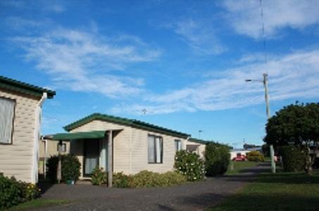 Abel Tasman Cabins Devonport - Tweed Heads Accommodation 1