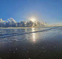 ABSOLUTE BEACH FRONT MACKAY - Comfort Resort Blue Pacific - Tweed Heads Accommodation