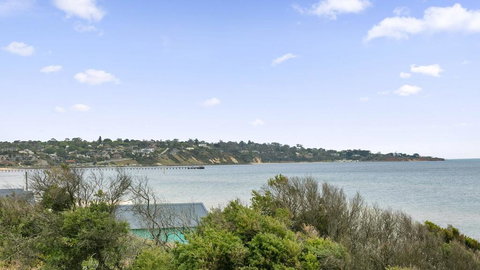 ABSOLUTE BEACHFRONT - FRANKSTON - Tweed Heads Accommodation 1