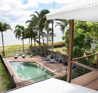 ABSOLUTE BEACHFRONT BLISS  NEWELL BEACH - Tweed Heads Accommodation