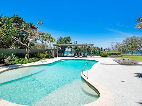 Absolute Beachfront In The Heart Of Surfers Paradi - Tweed Heads Accommodation 2