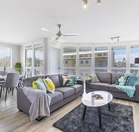 Absolute beachfront penthouse Castaways Beach - Tweed Heads Accommodation