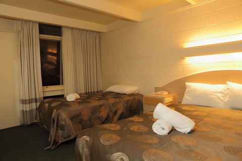 Absolute Lakes Entrance Motel - Tweed Heads Accommodation 1